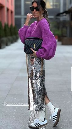 Purple Sequin Skirt Outfit, Sequin Skirt Outfit Winter, Silver Sequin Skirt Outfit, Metallic Skirt Outfit, Eccentric Style, Winter Skirt Outfit