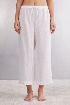 Full length pants in very practical and comfortable pure linen cloth, perfect for a casual style or to wear as comfy pajama pants. Brazilian Cut, High Waisted Briefs, Strapless Bandeau, Pajamas Comfy, Bustiers, Pure Linen, Linen Clothes, Knitwear Women, Push Up