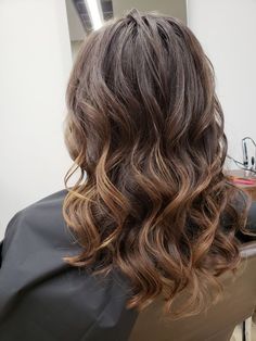 Medium Length Dark Brown Hair Curled, Curled Hairstyles For Shoulder Length Hair, Med Length Hair Styles Curls, Blowout Hair Medium Length Curls, Loose Curls Medium Length Hair Prom, Loose Curl Hairstyles Medium Length, Loose Curls Formal Hair, Big Wavy Curls Medium Lengths, Formal Hair Medium Length Loose Curls