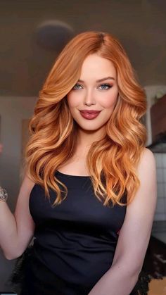 Red Fall Hair Color, Pelo Color Vino, Red Fall Hair, Fall Hair Color Ideas, Pretty Redhead, Red Haired Beauty, Red Hair Woman, Beautiful Red Hair