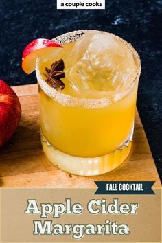 This Apple Cider Margarita combines tangy apple cider with tequila, orange liqueur and a cinnamon sugar rim for a perfectly balanced fall cocktail. Perfect for special occasions like Halloween or Thanksgiving. Cider Margarita Recipe, French Thanksgiving, Apple Cider Margarita, Cider Margarita, Fall Yummies, Apple Cocktails, Mint Tea Recipe, Liqueur Cocktails, Cinnamon Sugar Rim