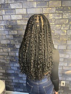 Yummy Twists Braids, Island Twist Mid Back, Passion Twists Hairstyles Medium, Coco Twist Braids Hairstyle, Long Boho Twists, Passion Twists Medium Length, Boho Passion Twists With Curls, Passion Twists With Curls, Fulani Twists