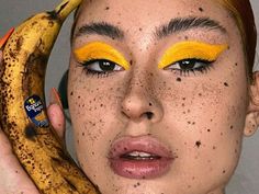 Banana Costume, Faux Freckles, Hot Makeup, Crazy Makeup, Creative Eye, A Banana