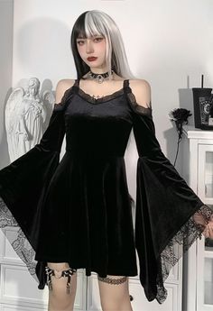 Women Gothic Vintage Lace Dress Dark Style Black Velvet Off-shoulder Flared sleeves A-line Mini Witch Dress Styl Grunge, Sleeve Black Dress, Witch Dress, Cold Shoulder Lace, Black Dress With Sleeves, Lace Dress Vintage, Elegant Party Dresses, Goth Dress, Lace Strapless