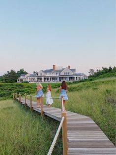 happythreads | VSCO East Coast Aesthetic, Hamptons Aesthetic, Nantucket Summer, Hamptons Summer, Coastal Lifestyle, Coastal Life