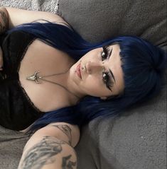 Alt Blue Hair, Blue Hair Alternative, Blue Hair Goth, Blue Hair Bangs, Swimming Hairstyles, Goth Hair