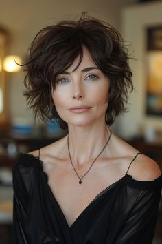 55 Shaggy Hairstyles for Women over 50 with Fine Hair Shag Haircut Over 50, Messy Shag Hairstyles Medium, Razor Cut Hairstyles Short, Medium Shag Hairstyles, Haircut Gray Hair, Short Haircuts For Ladies, Shaggy Hairstyles, Shaggy Bob Hairstyles, Gray Hairstyles