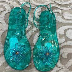 New Fit Like 8-8.5 Green Round Toe Jelly Sandals For Spring, Cute Doll Makeup, Bridesmaid Sandals, Blue Sandals Heels, Silver Block Heels, Mermaid Shoes, Butterfly Sandals, Sparkle Sandals, Clothing Projects