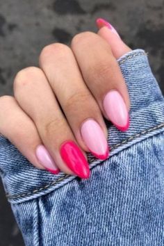 Unhas Decoradas Almond Barbie Manicure, Barbie Nail Art, Barbie Nail, Nails Barbie, Barbie Nails, Unghie Sfumate, Nagellack Trends, Hot Pink Nails, Cute Gel Nails