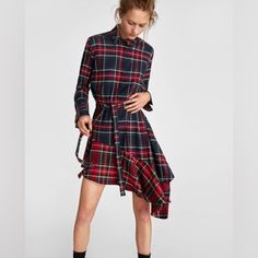 Zara Asymmetric Checked And Ruffled Shirt Dress. Brand New And Very Rare. Button-Up Front With Matching Belt. Xs. Checked Shirt Dress, Tartan Fashion, Womens Winter Dresses, Ruffled Tunic, Tartan Dress, Summer Fashion Dresses, Half Sleeve Dresses, Long Dress Casual, Ruffle Shirt