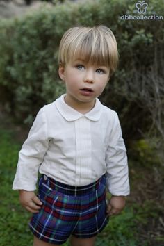 **New AW24 DBB Collection Boys' Blue, Green & Red Tartan Shorts Set** Dress your little one in festive style with the AW24 DBB Collection boys' blue, green, and red tartan shorts, paired with a matching shirt and green sweater. Perfect for winter and Christmas festivities, this outfit is both stylish and cozy. Please note, Spanish sizing runs smaller than UK sizing, so we recommend going up a size for the best fit. Christmas Pajamas Boys, Green Plaid Toddler Dress, Kids Tartan Skirt, Tartan Baby Dress, Kids Red Flannel Shirt, Baby Knitwear, Hand Smock, Tartan Design, Red Tartan