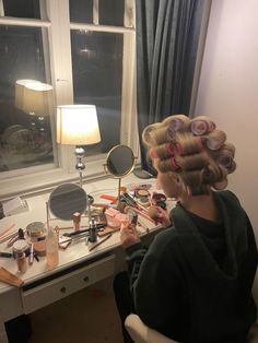 Vogue Beauty, Hair Rollers, Girls Life, Just Girl Things, Just Girly Things, Aesthetic Makeup, Favorite Products, My Vibe, Gossip Girl