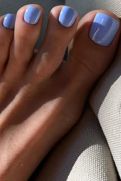 Pretty pastel purple. 📷 shuga.studio Pedicure Colors, Toe Nail Color, Pretty Toe Nails, Cute Toe Nails, Summer Toe Nails, Colorful Nails, Toe Nail Designs, Chic Nails