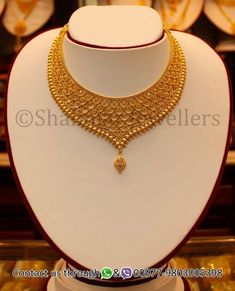 Woolen cloth, Woolen dress, long dress Indian Gold Necklace Designs, Unique Gold Jewelry Designs, Gold Jewels Design, Gold Bridal Necklace, New Gold Jewellery Designs, Gold Jewelry Simple Necklace, Gold Necklace Indian Bridal Jewelry