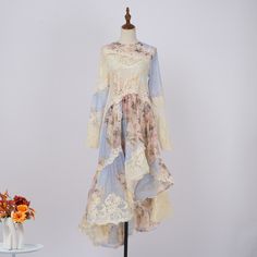 F00282574-104 Bohemian A-line Midi Dress For Garden Party, Summer A-line Dress With Lace Patchwork, Spring Garden Party Lace Maxi Dress, Long Summer Dresses With Lace Patchwork, Fitted Cream Dress With Lace Patchwork, Beige Patchwork Dress For Party, Beige Lace Patchwork Knee-length Dress, Knee-length Beige Dress With Lace Patchwork, Beige Knee-length Dress With Lace Patchwork