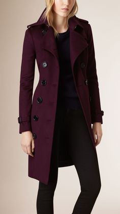 Sandringham Fit Cashmere Trench Coat | Burberry Burgundy Trench Coat, Burberry Trenchcoat, Mode Mantel, Burberry Trench Coat, Long Coat Women, Coat Outfits, Trench Coats Women, Burberry Women, Cashmere Coat