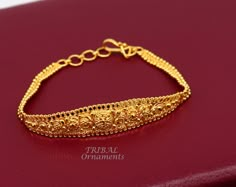 22kt  yellow gold handmade flexible bracelet, fabulous stylish customized gifting jewelry from India. it will comes with 22kt/916 complete hallmarked sign, it contain 91.6% pure gold bracelet. Metal-22 kt yellow gold. Item type-Bracelet. Length and Weight: 7 inches-9.500 grams. 7.5 inches-10.200 grams. 8 inches-10.880 grams. 8.5 inches-11.560 grams. 9 inches-12.240 grams. Width-10 mm approx. maximum. width-4 mm minimum. Stamped-22kt/916 hallmarked  Length-7.5"/8"/8.5"/9" (select your size) Makes Bracelet Design Gold, 22kt Gold Bracelet, Gold Bracelet Designs, Gold Bracelet Design, Birthday Quotes For Girlfriend, Attitude Status Girls, Thread And Needle, Bridal Suits, Flexible Bracelet