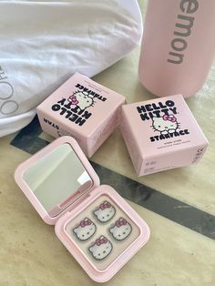 Hello Kitty Products, Sanrio Things, Dream Products, Kitty Makeup, Hello Kitty Gifts, Images Hello Kitty, Alat Makeup, Hello Kitty Merchandise, Pimple Patches