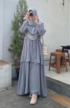 Muslim Fashion Dress Simple, Umroh Outfit, Outfit Hijab Simple, Muslim Outfit, Fesyen Islam, Model Gamis, Modesty Outfits, Muslim Outfits Casual, Muslimah Dress