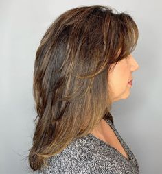 Long Layered Hair With Volume, Feathered Layers, Dunner Wordend Haar, Hair Tricks, Medium Layered Hair, Modern Haircuts, Haircuts For Medium Hair, Haircuts For Fine Hair