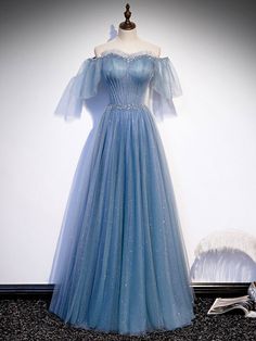 Blue Tulle Prom Dress, Drawing Female, Blue Party Dress, Blue Dress Formal, Princess Gown, Blue Tulle, Gowns Prom, Sequin Prom Dresses, Female Anatomy