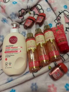 Strawberry Soda, Strawberry Pound Cake, Basic Skin Care Routine, Pretty Skin Care