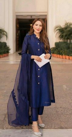 Organza Salwar Suit, Organza Salwar, Full Sleeve Dress, Plazzo Suit, Kurti Pant Set, Straight Kurti, Kurti Pant, Simple Kurta Designs, Pakistani Fashion Casual