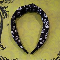 New Headband Chiffon Fabric With Multicolored Skulls Tags: Halloween Horror Emo Scene Punk Rockabilly Goth Fashion Hair Accessory Skeleton Skull Scenecore Accessories, Emo Accessories 2000s, Scene Hair Accessories, Scene Kid Accessories, Goth Headband, Horror Punk Fashion, Emo Scene Outfits, Scene Accessories, Scene Punk