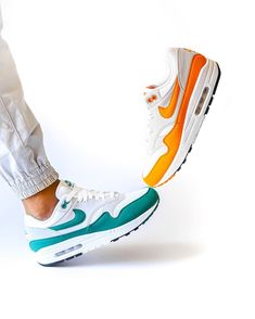 Le pack Nike Air Max 1 Anniversary 2020 est disponible sur wethenew.com ➖
📸 @heesh.a 1 Anniversary, Sneaker Games, 1st Anniversary, Air Max Sneakers