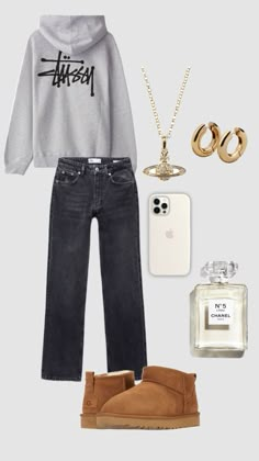 Uggs Fall, Grey Uggs, Winter Gold, Gold Iphone, Uggs Outfit