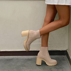 Dolce Vita Caster, Dolce Vita Boots, Dolce Vita Booties, Platform Heels Boots, Clogs Style, Block Heel Boots, Dolce Vita Shoes, Caster, Suede Ankle Boots