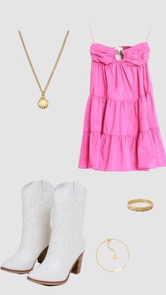 country concert outfit inspo #concertoutfit #countryconcert #outfitinspo Country Concert Dress, Stagecoach Outfit, Luke Bryan Concert, Summer Country Concert Outfit, Cute Concert Outfits, Concert Outfit Inspo