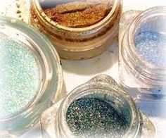 Glitter Gel Glitter Hair Gel, Glitter For Face, Homemade Glitter, How To Make Glitter, Glitter Face, Body Gel, Body Glitter, Glitter Case