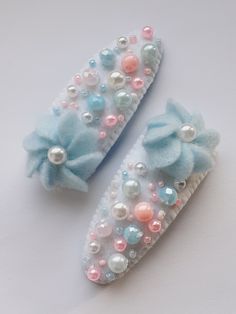 Embroidered Hair Bows, Fancy Bows, Handmade Flowers Fabric, Kokeshi Dolls, Diy Hair Bows, Diy Bow