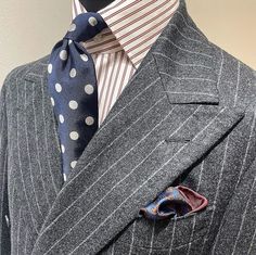 Gentleman's Lounge, Aiden Brady, Gray Suits, Dapper Outfit, Suits Men Business, Preppy Mens Fashion, Man About Town, Wedding Outfit Men