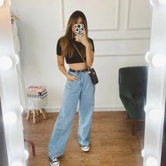 Wide Leg Outfit Jeans, Outfits With Wide Leg Jeans, Wide Leg Outfit, Basic Girl Outfit, Outfits Con Jeans, Jeans Wide, Causual Outfits, Kpop Fashion Outfits