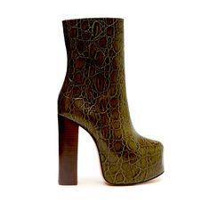 Reminiscent Of '90s-Era Silhouettes, The Leighton Bootie Is Made From Crocodile-Embossed Leather And Grounded On A Platform And Chunky Heel For A Modern-Meets-Retro Moment. Have In Black, No Need For Two Pairs, Never Worn Brand New In Box Tall Crocodile Print Boots, Crocodile Boots Outfit, Green Platform Boots, Crocodile Boots, Hippie Goth, Green Platform, Alligator Shoes, Alligator Skin, 90s Era