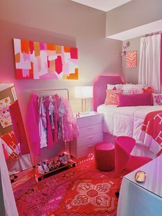 Pink Dorm Rooms, Dream Dorm Room, Pink Dorm, College Room Decor