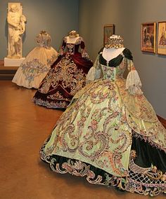 Laredo Texas, Martha Washington, 18th Century Fashion, Printed Dresses