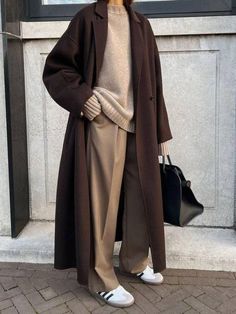 My Perfect Winter Workwear Capsule Wardrobe Contains Just 9 Key Pieces Vinter Mode Outfits, Workwear Capsule Wardrobe, Workwear Capsule, Random Outfits, Style Bundle, Brown Coat, Coat Outfits, 가을 패션