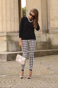 Look Legging, Look Office, Checkered Pants, Patterned Jeans, Work Attire, Vintage Tea, Work Fashion