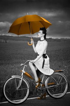 Life and other curiosity on We Heart It Holding An Umbrella, Black Umbrella, Girls On Bike, Cycle Chic, I Want To Ride My Bicycle, Under My Umbrella, Bicycle Girl