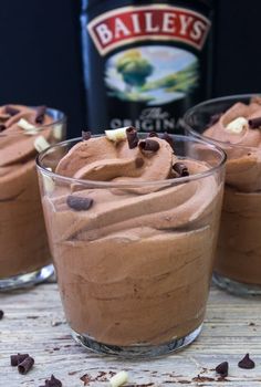 Baileys Frozen Mochaccino Mocha Cocktail, Weight Watcher Desserts, Frappe Recipe, Mocha Frappe, Frozen Coffee