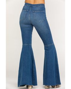 Free People Womens Dark Just Float on Flare Jeans, Dark Blue 70’s Disco, 70s Inspired Outfits, Seventies Fashion, Hem Style, Bell Bottom, Denim Flares, Bell Bottom Jeans, Flare Jeans, Float