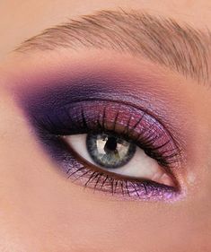 Bird Makeup, Makeup Pictorial, Dramatic Eye Makeup, Bright Makeup, Makeup Lessons, Makeup Eye Looks, Blue Eyeshadow