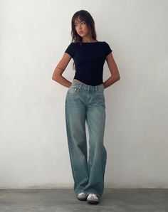 Low Rise Parallel Jeans in Vintage Blue Green Parallel Jeans, Glitter Prom Dresses, Looks Pinterest, Short Summer Dresses, Sequin Prom Dresses, Outfit Jeans, Green Prom Dress, Perfect Jeans, Black Prom Dresses