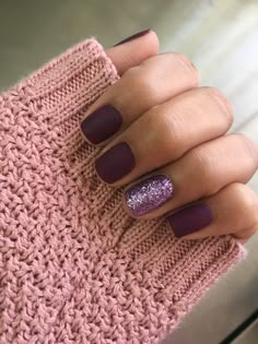 Square Matte Nails Design, Mat Glitter Nails, Matte Black Nails With Accent Nail, January Matte Nails, Mat Nail Art Designs, Matte Nails With Glitter Accent, Matte With Glitter Nails, Navy Matte Nails Short, Mixed Matte And Shiny Nails