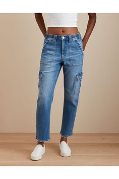 Stretch/Mid-weight structured denim with just enough stretch for everyday comfort/True jean-like fabric that holds its shape/Cargo pockets/Medium wash Cargo Jeans Outfit Women, Cargo Jeans Outfit, True Jeans, Straight Ankle Jeans, Jeans And Converse, Jeans Outfit Women, Flattering Jeans, Denim Cargo Pants, Europe Outfits