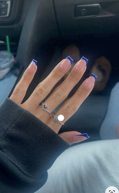 French Tip Acrylic Nails Navy Blue, Cute Back To School Nails Square, Back To School Square Nails, Cute Back Too School Nails, Acrylics For School, White With Blue French Tip Nails, Simple Nail Inspo Fall, Nail Inspo Simple Square, Square Acrylic Nails Summer 2024