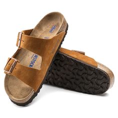 The legendary two-strap design from BIRKENSTOCK - the Arizona. Iconic style with the signature comfort of the BIRKENSTOCK footbed. Featuring color-coordinated buckles with a textile feel and matte design, as well as the outsole to round off the shoe's look. With its additional foam layer, the soft footbed offers extra comfort – all day long. The upper is made from especially soft suede. Original BIRKENSTOCK soft footbed; anatomically shaped Upper: suede Footbed lining: suede Sole: EVA Details: t Birkenstock Marton, Suede Outfit, Two Strap Sandals, Birkenstock Women, Footbed Sandals, Birkenstock Sandals, Birkenstock Arizona, American Shirts, Summer Trends